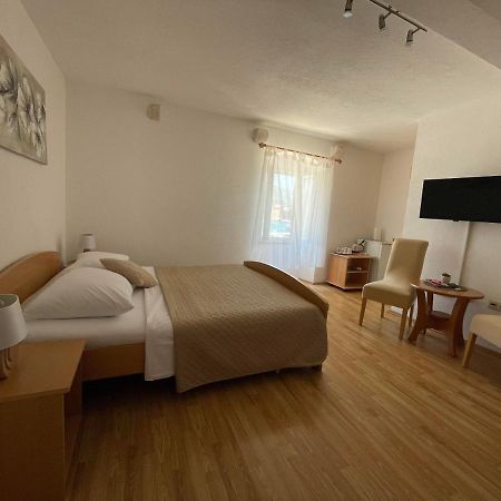 Apartment Room Parcina Trogir Exterior foto